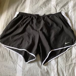 3x in women’s never worn brand new